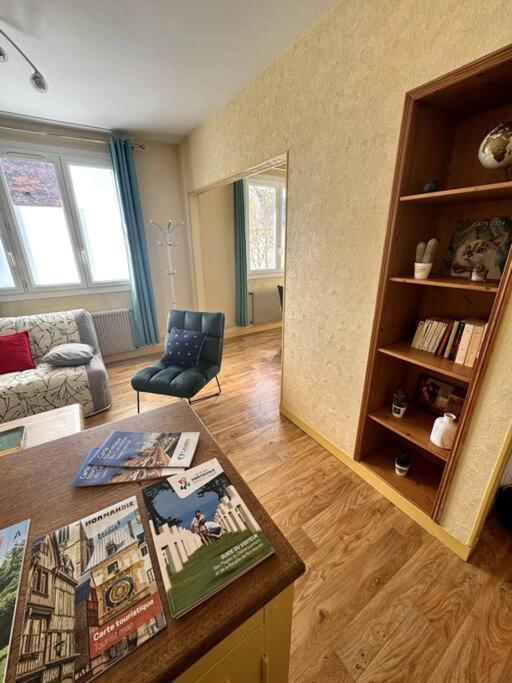 Appartement Proche De L'Hyper-Centre Avec Garage Кан Экстерьер фото